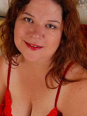 Big mature Shy loves playing alone