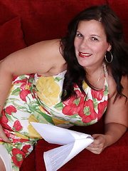 American houswife gets dirty